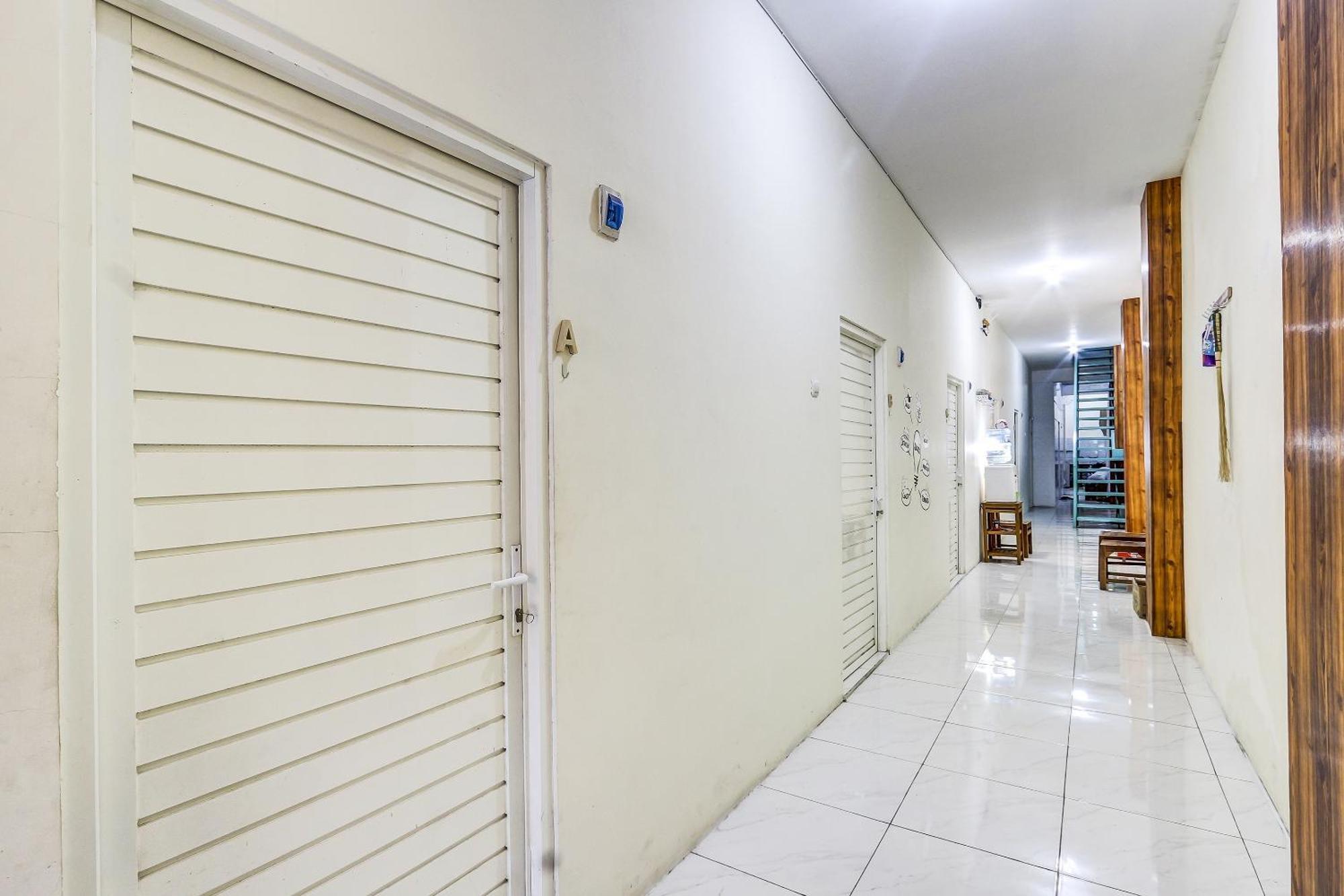 Spot On 90780 Gang Tengah Homestay Syariah เซอมารัง ภายนอก รูปภาพ