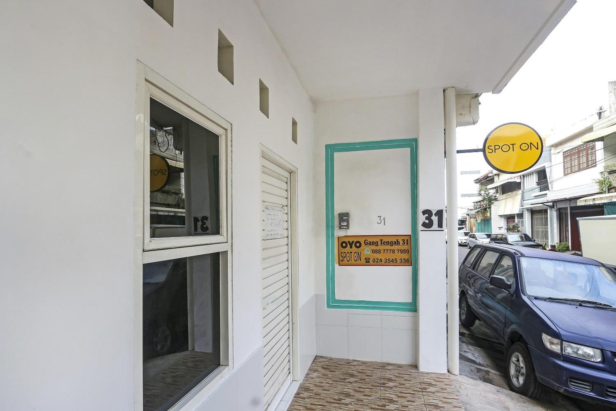 Spot On 90780 Gang Tengah Homestay Syariah เซอมารัง ภายนอก รูปภาพ
