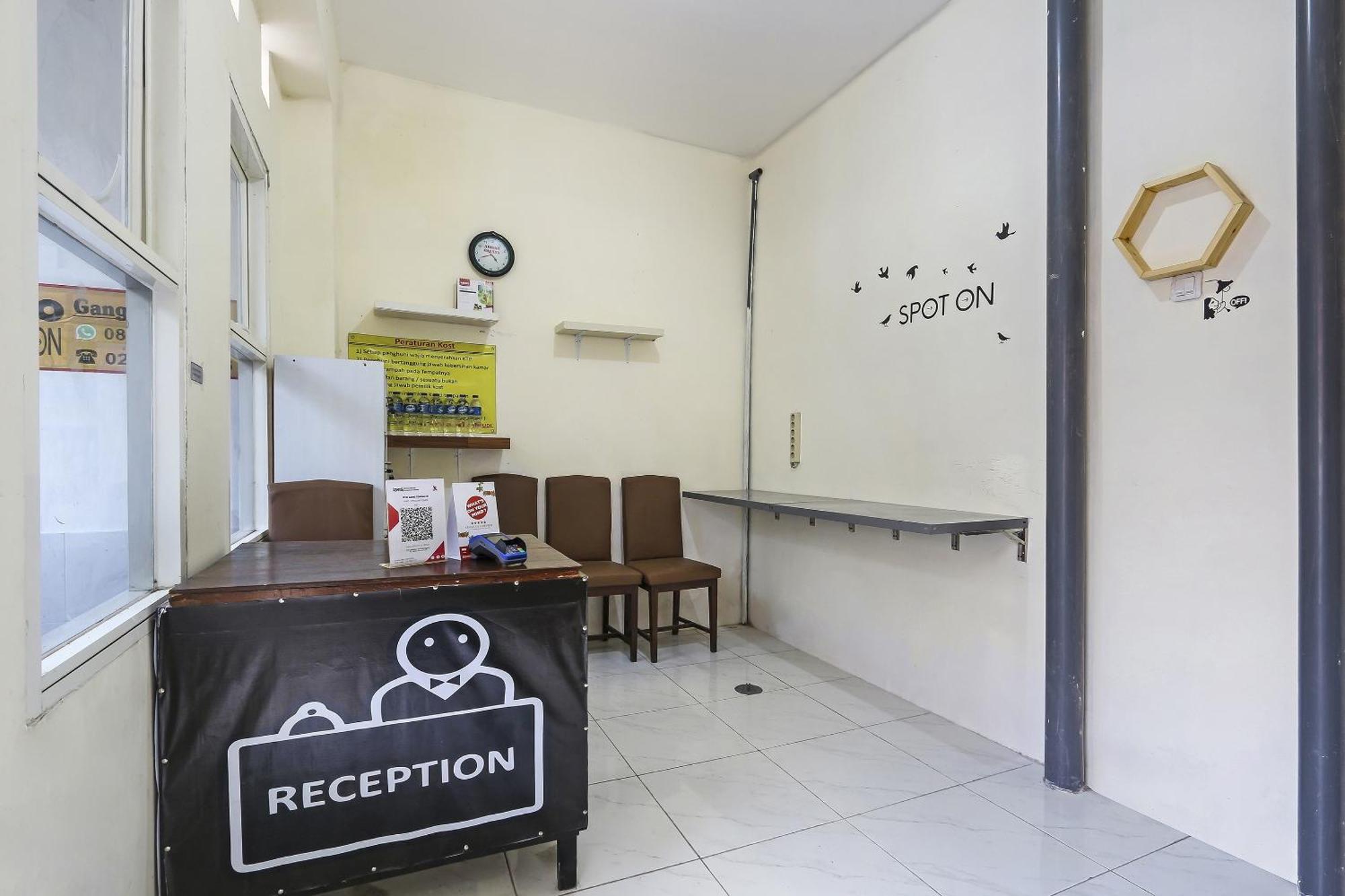 Spot On 90780 Gang Tengah Homestay Syariah เซอมารัง ภายนอก รูปภาพ