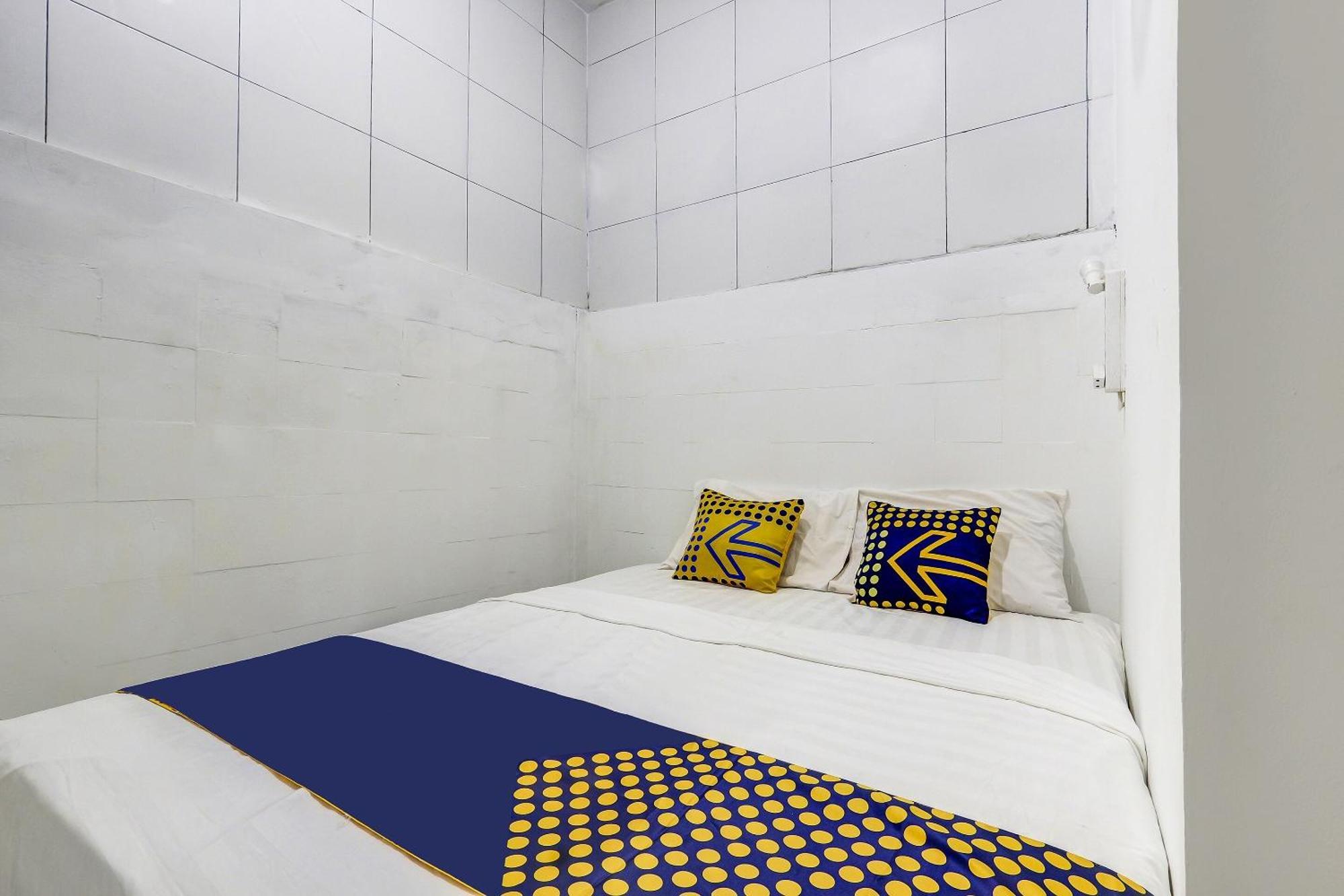 Spot On 90780 Gang Tengah Homestay Syariah เซอมารัง ภายนอก รูปภาพ